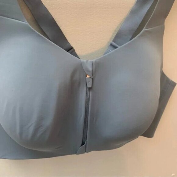 Knix Catalyst Grey Front Zip Sports Bra 8 - Picture 7 of 9